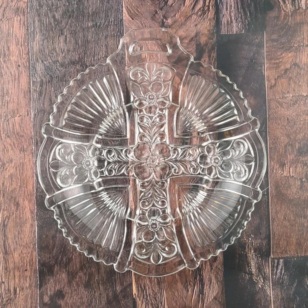 Vtg‎ Clear Glass Handled Plate 6.5